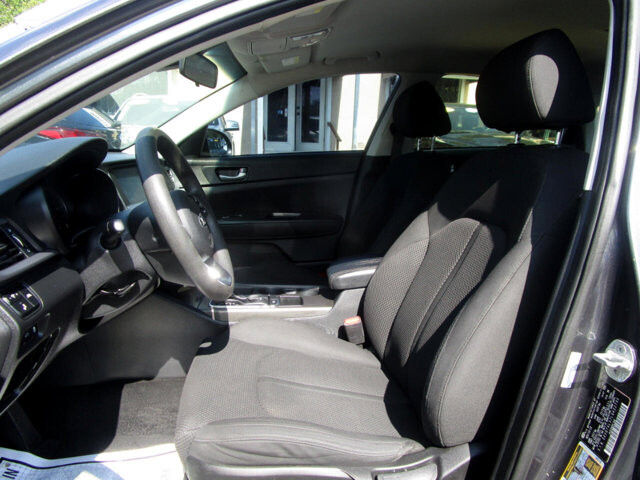 2020 Kia Optima in Tampa, FL 33604-6914 - 18027476 9