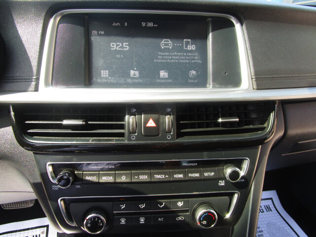 2020 Kia Optima in Tampa, FL 33604-6914 - 18027476 5