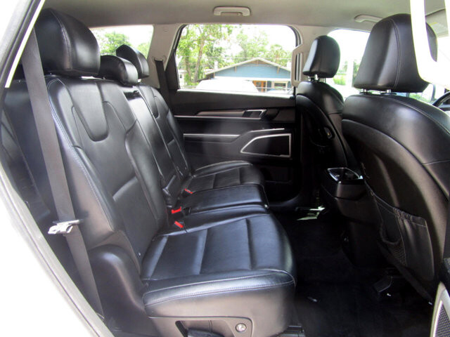 2020 Kia Telluride in Tampa, FL 33604-6914 - 18027477 10