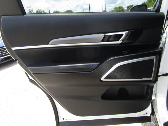 2020 Kia Telluride in Tampa, FL 33604-6914 - 18027477 24