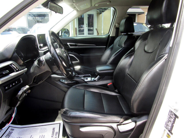 2020 Kia Telluride in Tampa, FL 33604-6914 - 18027477 8