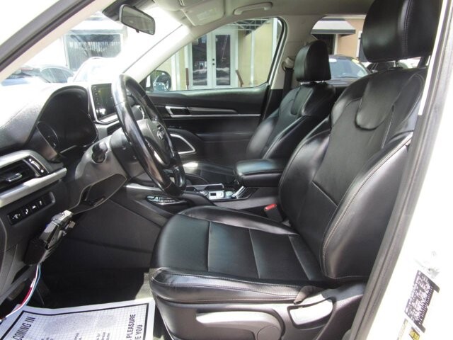 2020 Kia Telluride in Tampa, FL 33604-6914 - 18027477 8