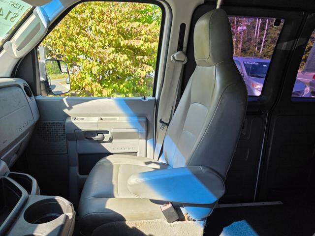 2010 Ford E-250 and Econoline 250 in Blauvelt, NY 10913 - 18027735 23