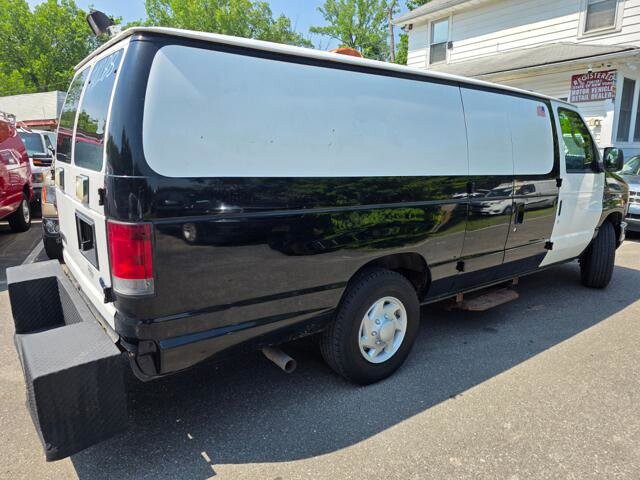 2009 Ford E-350 and Econoline 350 in Blauvelt, NY 10913 - 18027737 7