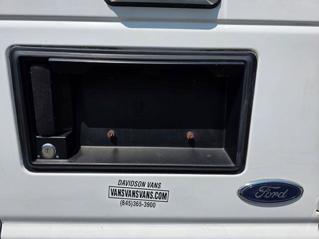 2009 Ford E-350 and Econoline 350 in Blauvelt, NY 10913 - 18027737 37