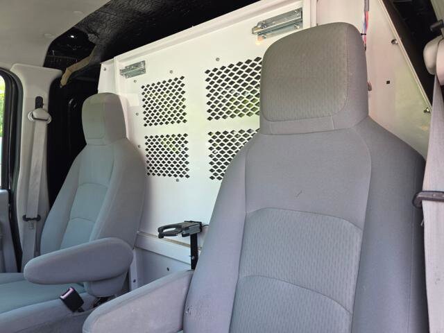 2009 Ford E-350 and Econoline 350 in Blauvelt, NY 10913 - 18027737 23