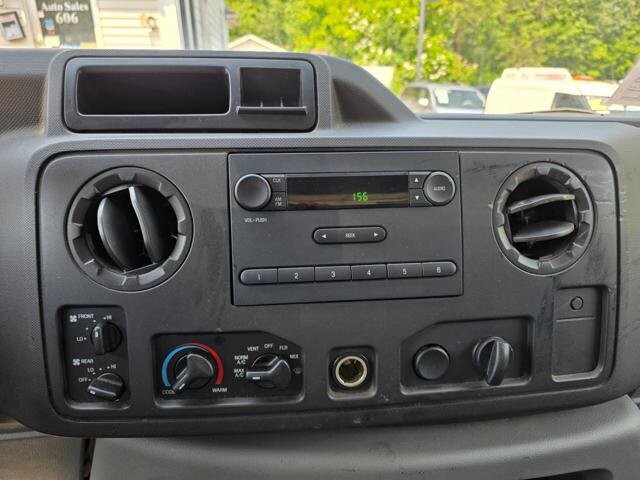 2009 Ford E-350 and Econoline 350 in Blauvelt, NY 10913 - 18027737 18