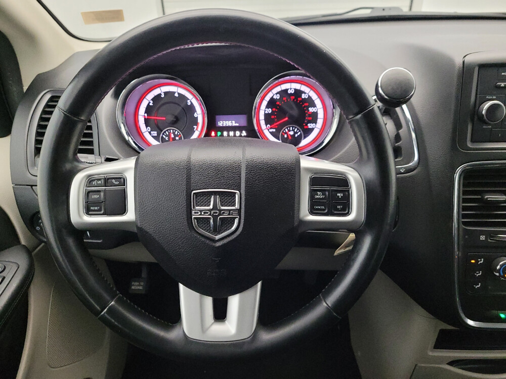 2016 Dodge Grand Caravan in Phoenix, AZ 85022 - 18027765 22