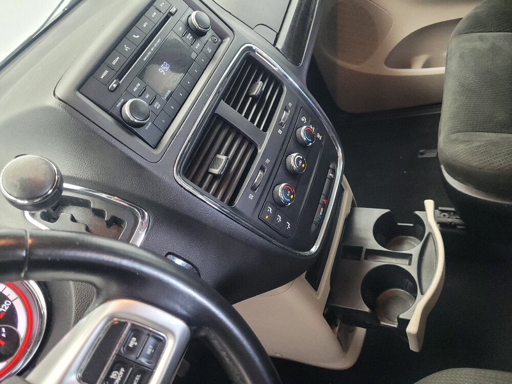 2016 Dodge Grand Caravan in Indianapolis, IN 46222 - 18027859 26