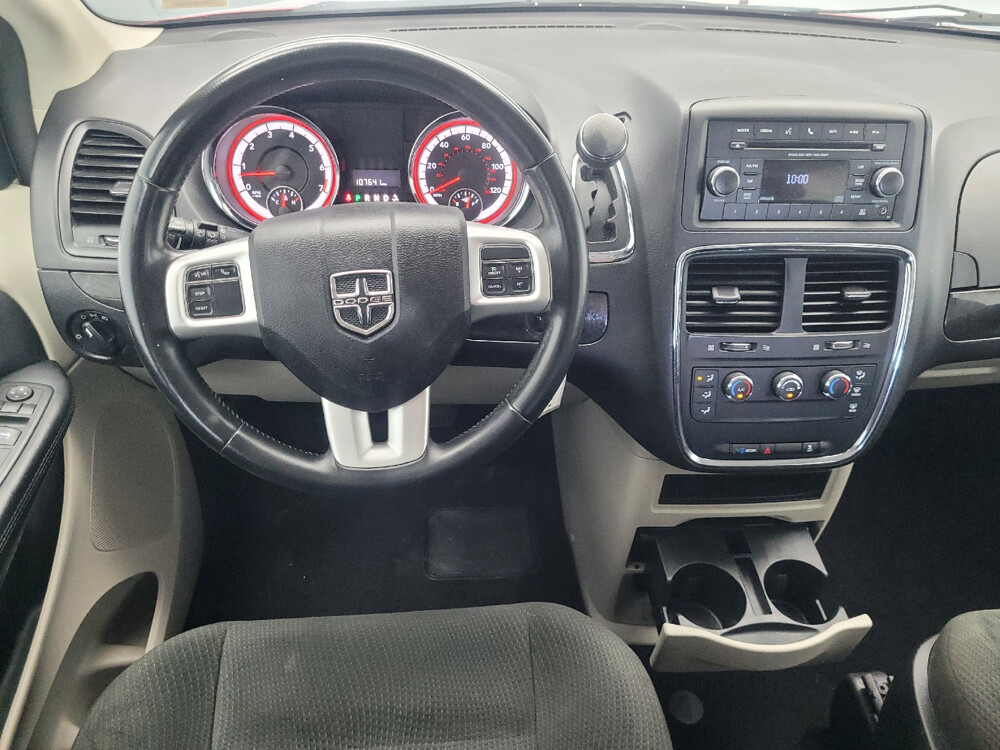 2016 Dodge Grand Caravan in Indianapolis, IN 46222 - 18027859 22