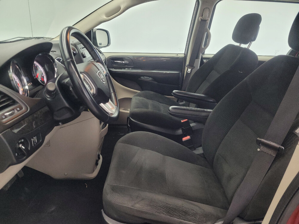 2016 Dodge Grand Caravan in Indianapolis, IN 46222 - 18027859 17