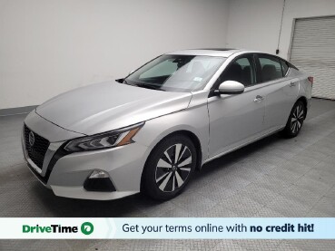 2022 Nissan Altima in Riverside, CA 92504