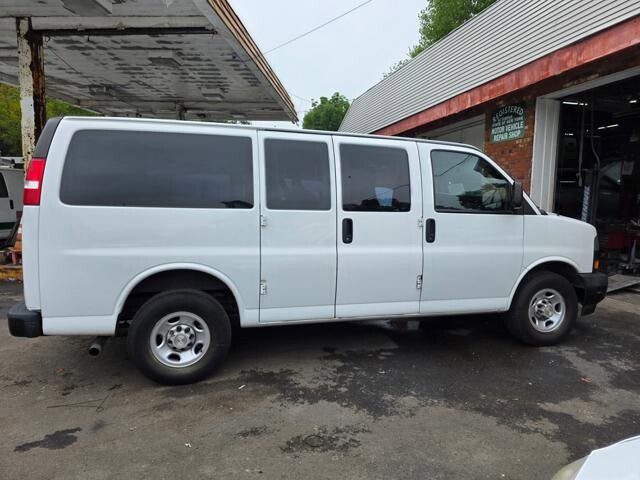 2019 Chevrolet Express 2500 in Blauvelt, NY 10913 - 18028277 58