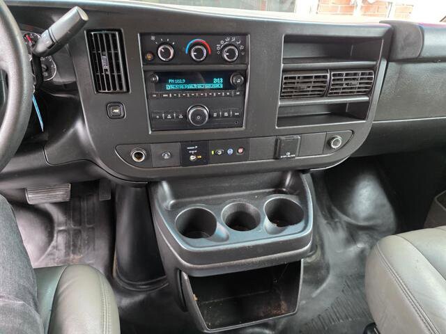 2019 Chevrolet Express 2500 in Blauvelt, NY 10913 - 18028277 62