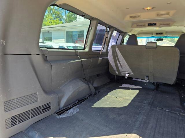 2019 Chevrolet Express 2500 in Blauvelt, NY 10913 - 18028277 34