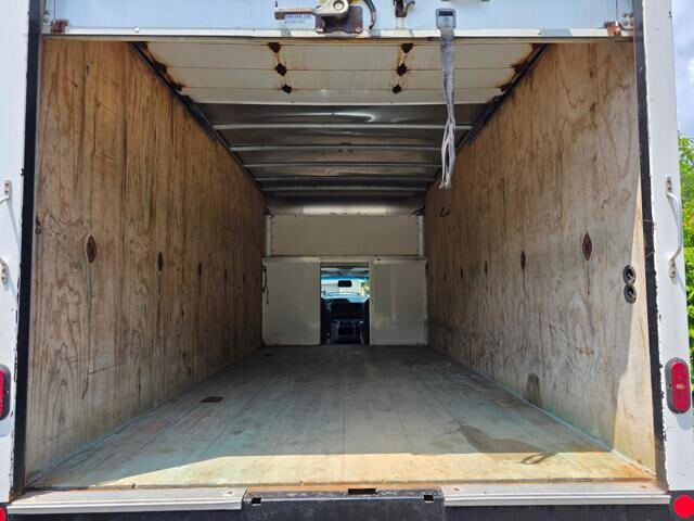 2019 Ford E-350 and Econoline 350 in Blauvelt, NY 10913 - 18028298 30