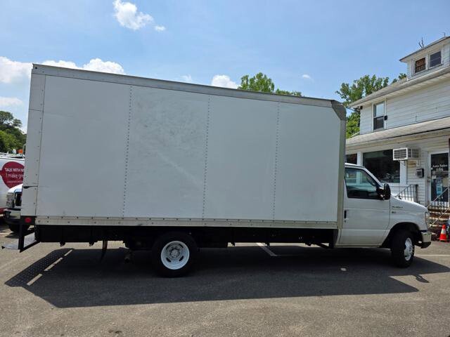 2019 Ford E-350 and Econoline 350 in Blauvelt, NY 10913 - 18028298 8