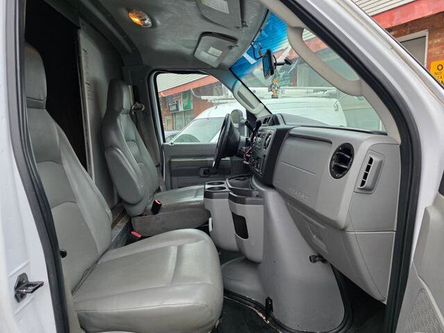 2019 Ford E-350 and Econoline 350 in Blauvelt, NY 10913 - 18028298 68