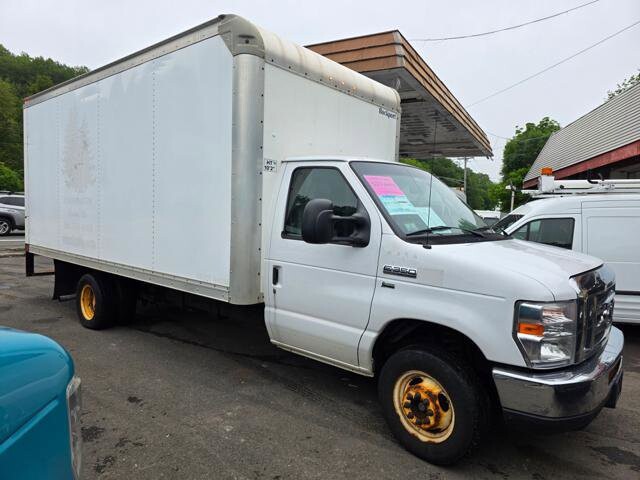 2019 Ford E-350 and Econoline 350 in Blauvelt, NY 10913 - 18028298 52