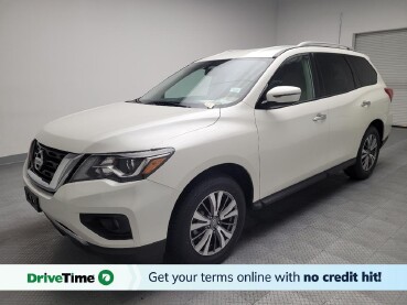 2019 Nissan Pathfinder in Riverside, CA 92504