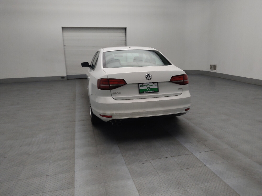 2016 Volkswagen Jetta in Morrow, GA 30260 - 18028802 6