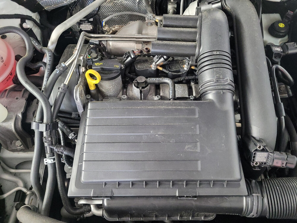 2016 Volkswagen Jetta in Morrow, GA 30260 - 18028802 30