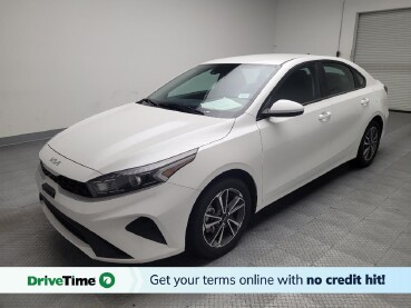 2022 Kia Forte in Downey, CA 90241