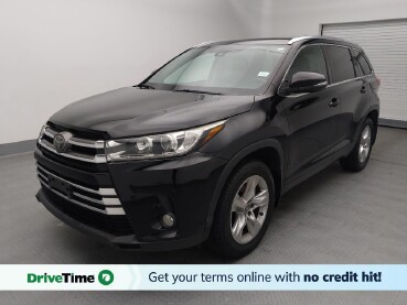 2017 Toyota Highlander in Independence, MO 64055