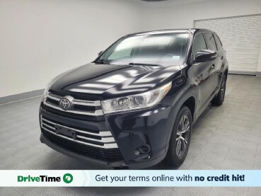2017 Toyota Highlander in Mishawaka, IN 46545