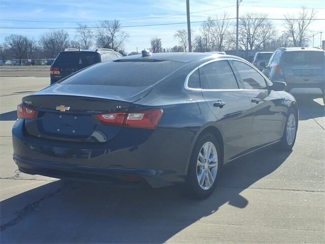 2016 Chevrolet Malibu in Troy, IL 62294-1376 - 18029117 27