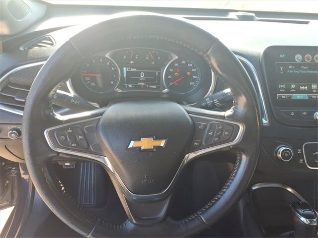 2016 Chevrolet Malibu in Troy, IL 62294-1376 - 18029117 16