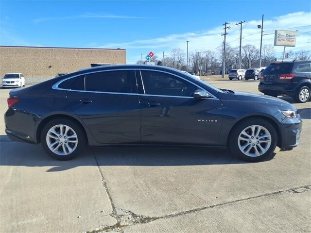2016 Chevrolet Malibu in Troy, IL 62294-1376 - 18029117 28