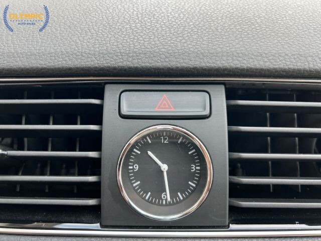 2017 Volkswagen Passat in Decatur, GA 30032 - 18029124 29