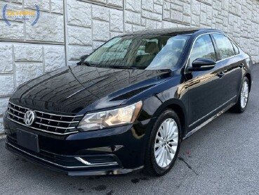 2017 Volkswagen Passat in Decatur, GA 30032