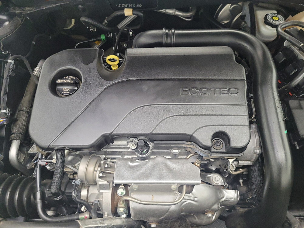 2022 Chevrolet Malibu in Reno, NV 89502 - 18029192 30