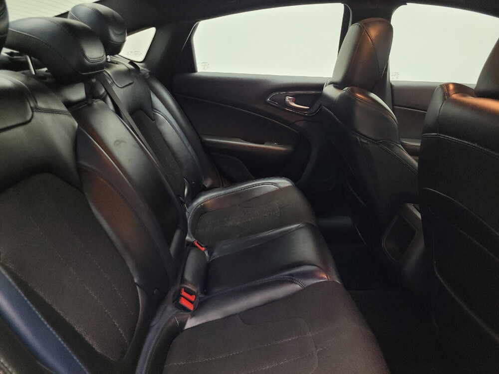 2016 Chrysler 200 in Midlothian, IL 60445 - 18029529 19