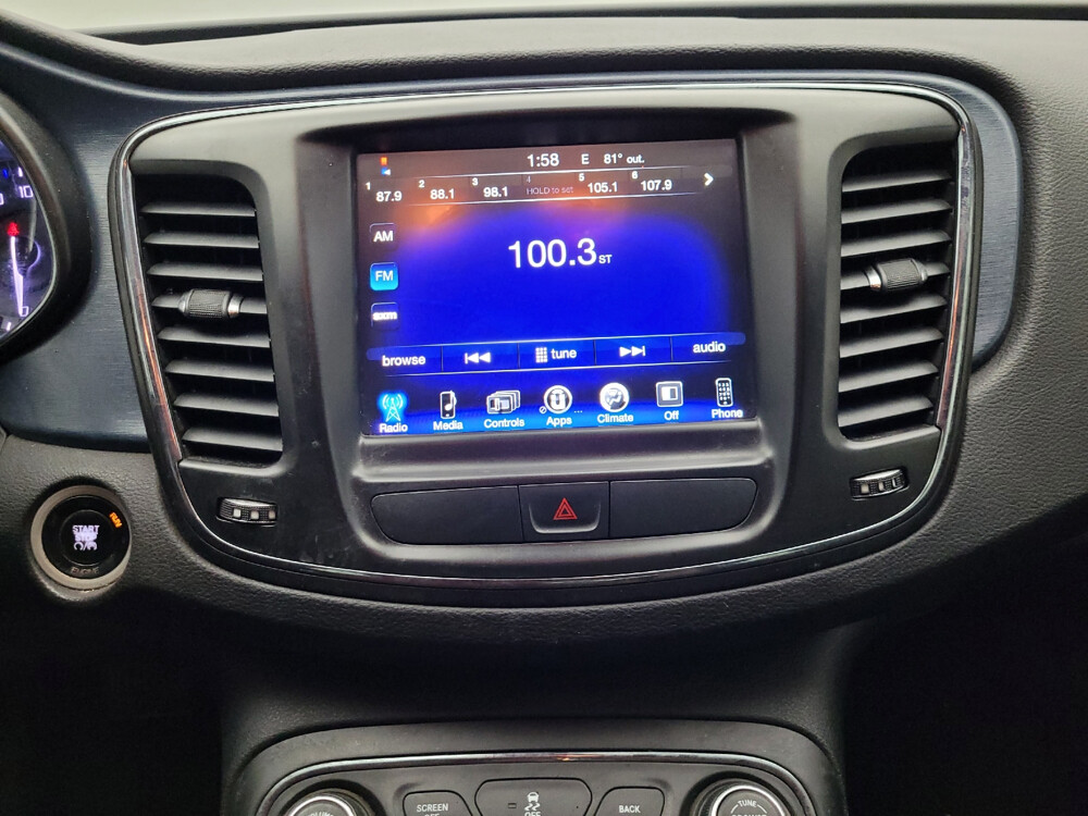 2016 Chrysler 200 in Midlothian, IL 60445 - 18029529 25