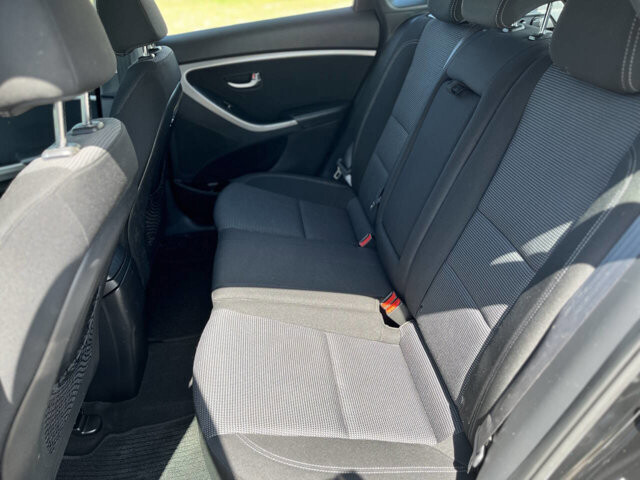 2013 Hyundai Elantra in Hickory, NC 28602-5144 - 18029597 5