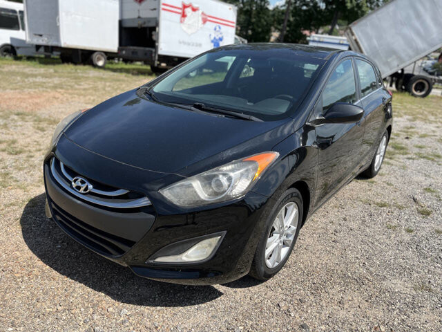 2013 Hyundai Elantra in Hickory, NC 28602-5144 - 18029597