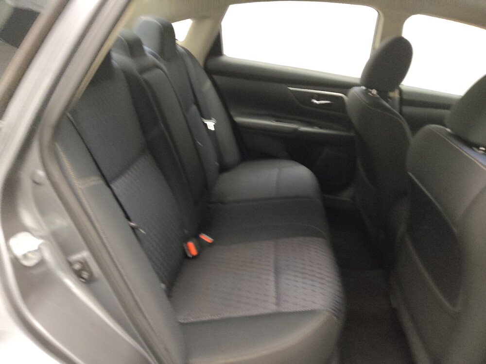 2016 Nissan Altima in Pelham, AL 35124 - 18029672 19