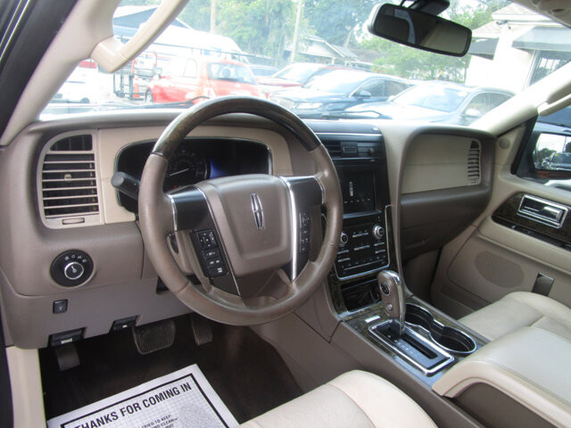 2016 Lincoln Navigator in Tampa, FL 33604-6914 - 18029770 14