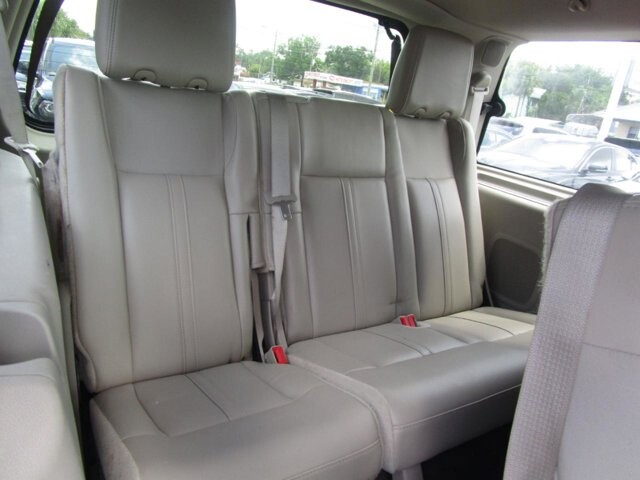 2016 Lincoln Navigator in Tampa, FL 33604-6914 - 18029770 9