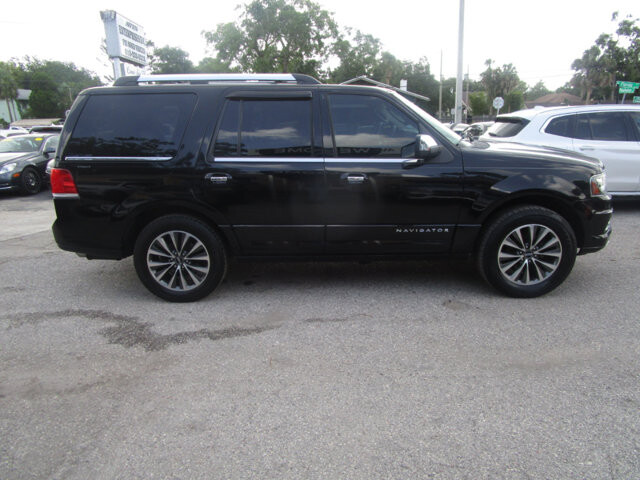 2016 Lincoln Navigator in Tampa, FL 33604-6914 - 18029770 31