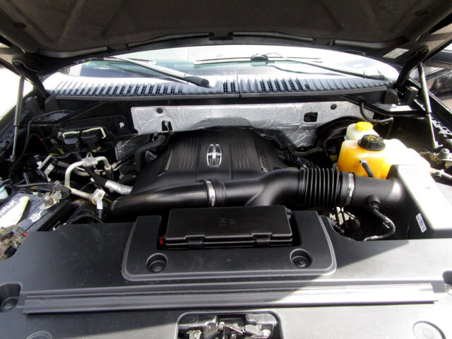 2016 Lincoln Navigator in Tampa, FL 33604-6914 - 18029770 24