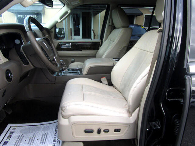 2016 Lincoln Navigator in Tampa, FL 33604-6914 - 18029770 8