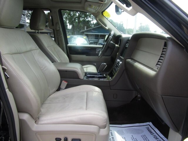 2016 Lincoln Navigator in Tampa, FL 33604-6914 - 18029770 7