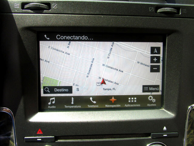 2016 Lincoln Navigator in Tampa, FL 33604-6914 - 18029770 6