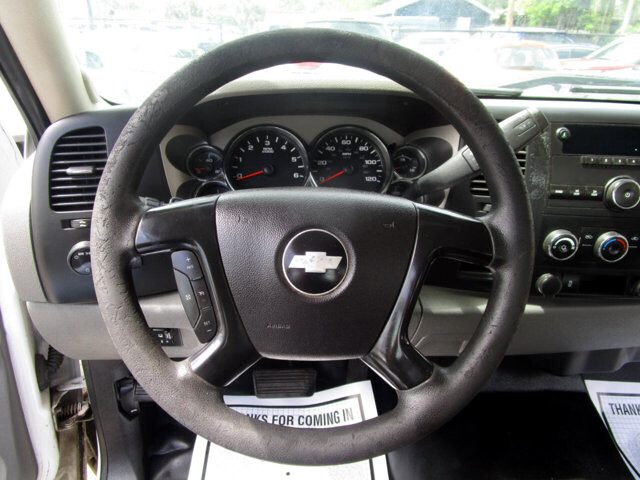 2013 Chevrolet Silverado 2500 in Tampa, FL 33604-6914 - 18029773 4