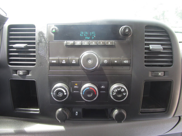 2013 Chevrolet Silverado 2500 in Tampa, FL 33604-6914 - 18029773 5