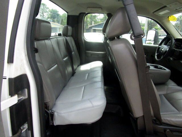 2013 Chevrolet Silverado 2500 in Tampa, FL 33604-6914 - 18029773 8